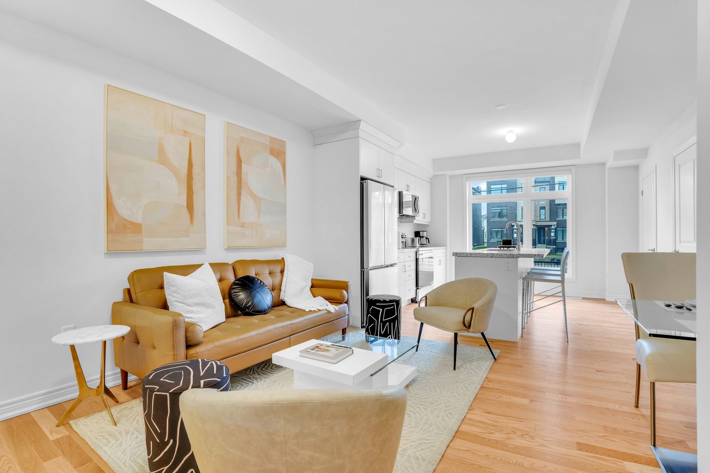 Furnished living room in a LikeHouse-managed rental property in Ontario